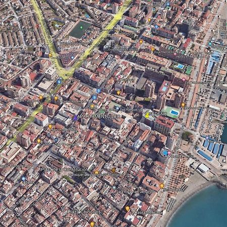 Ferienwohnung Apartamento En El Centro A Dos Minutos De La Playa Fuengirola Exterior foto