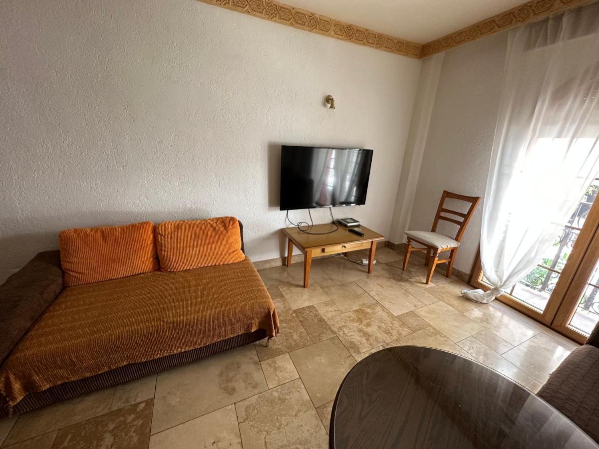 Ferienwohnung Apartamento En El Centro A Dos Minutos De La Playa Fuengirola Exterior foto